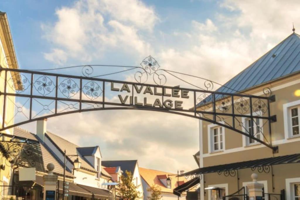 A Deux Pas De La Magie - Ideal Disneyland & Paris Биси Сен Жорж Екстериор снимка